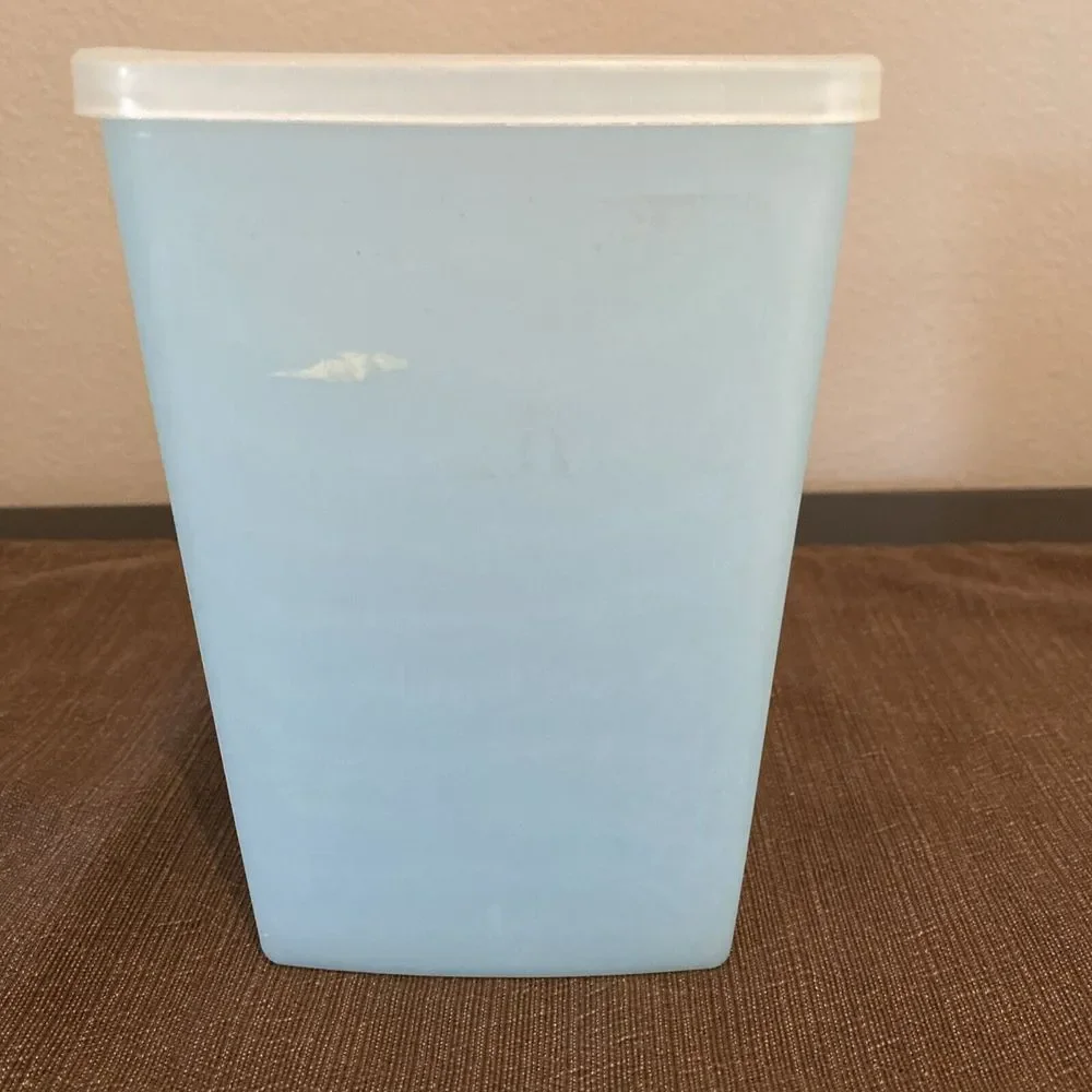 Vintage Tupperware  Square Blue‎ Freezer Storage Container #1311 #310 6 x 5 x 4